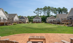 Cottages-and-Putting-Green-800px